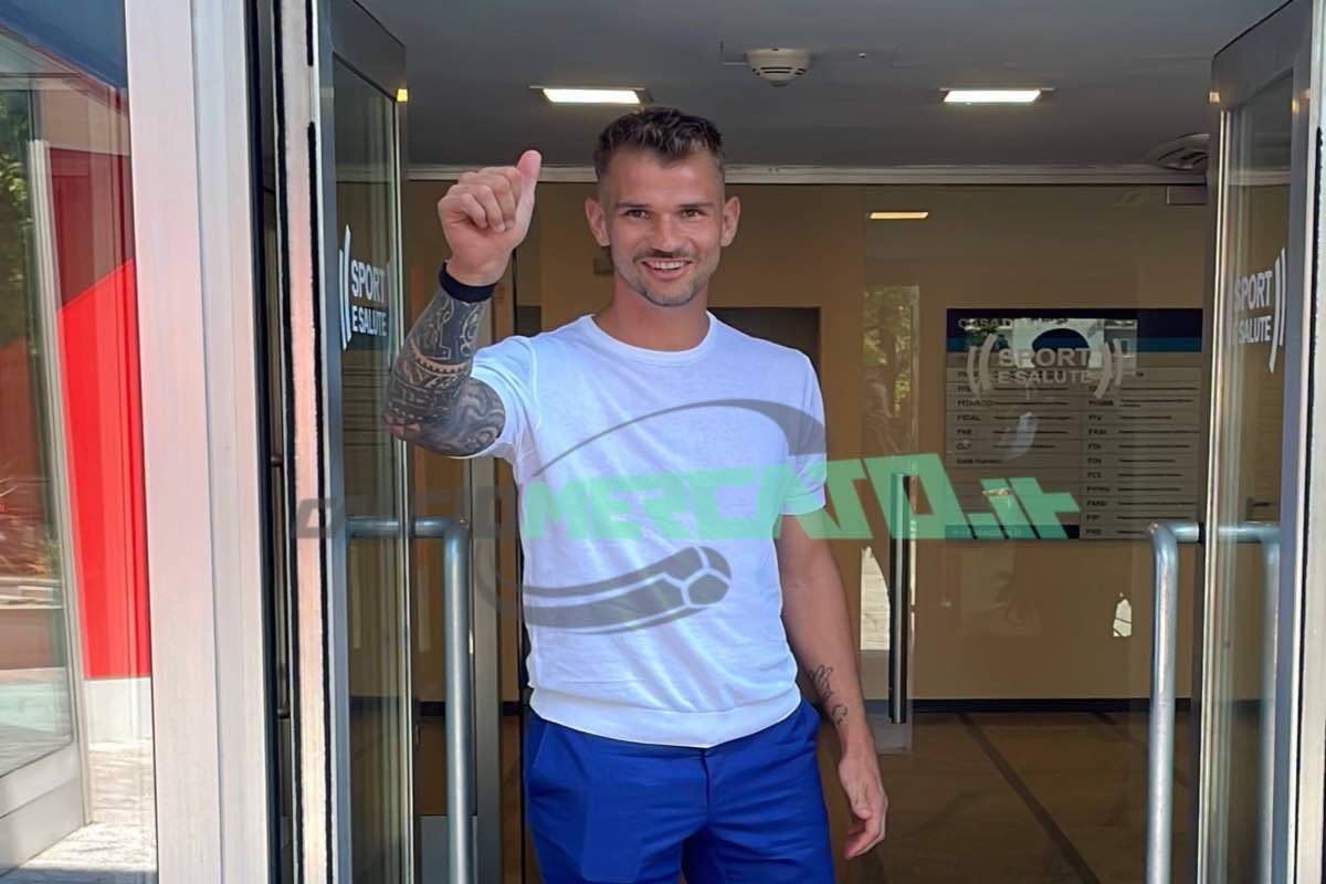 Inter, visite e firma per Provedel