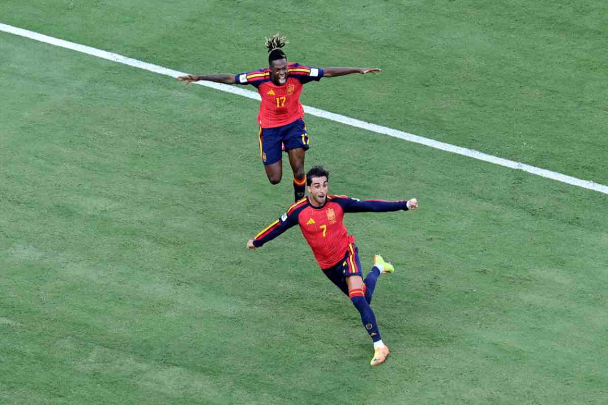 Ferran Torres esulta dopo il gol con l'Argentina
