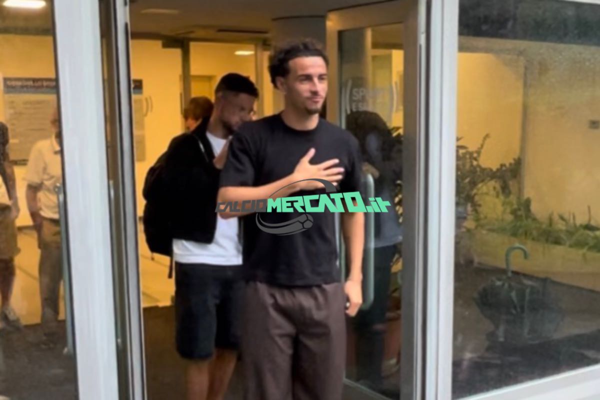 Inter, visite e firma per Curtis Jones