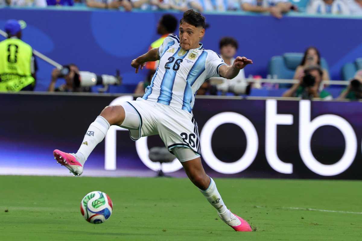Molina in azione con l'Argentina