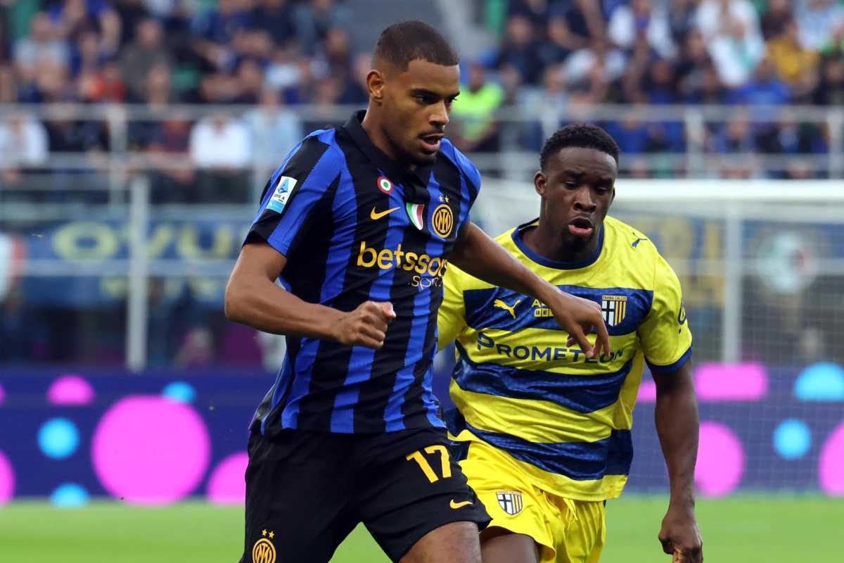 Diouf durante Inter-Parma